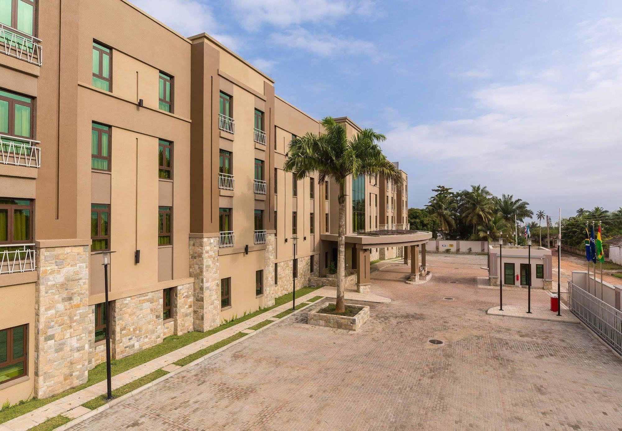 Alliance Hotel By Eagles Sekondi-Takoradi Exterior photo